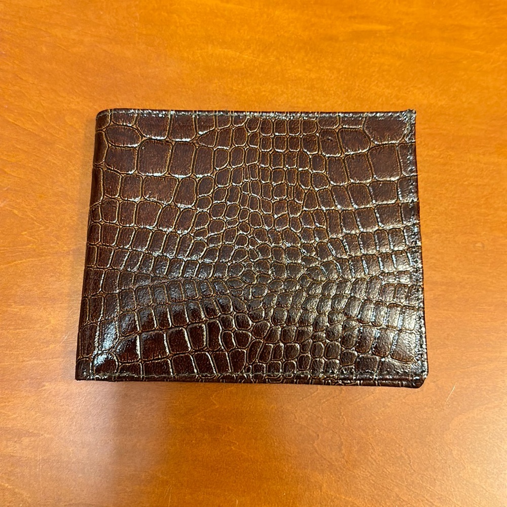 Handmade Crocodile Leather Brown Bi-Fold Wallet | Men’s Style